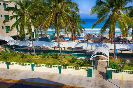 Los Delfines Hotel Varadero Exterior foto