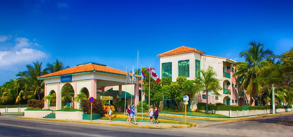 Los Delfines Hotel Varadero Exterior foto